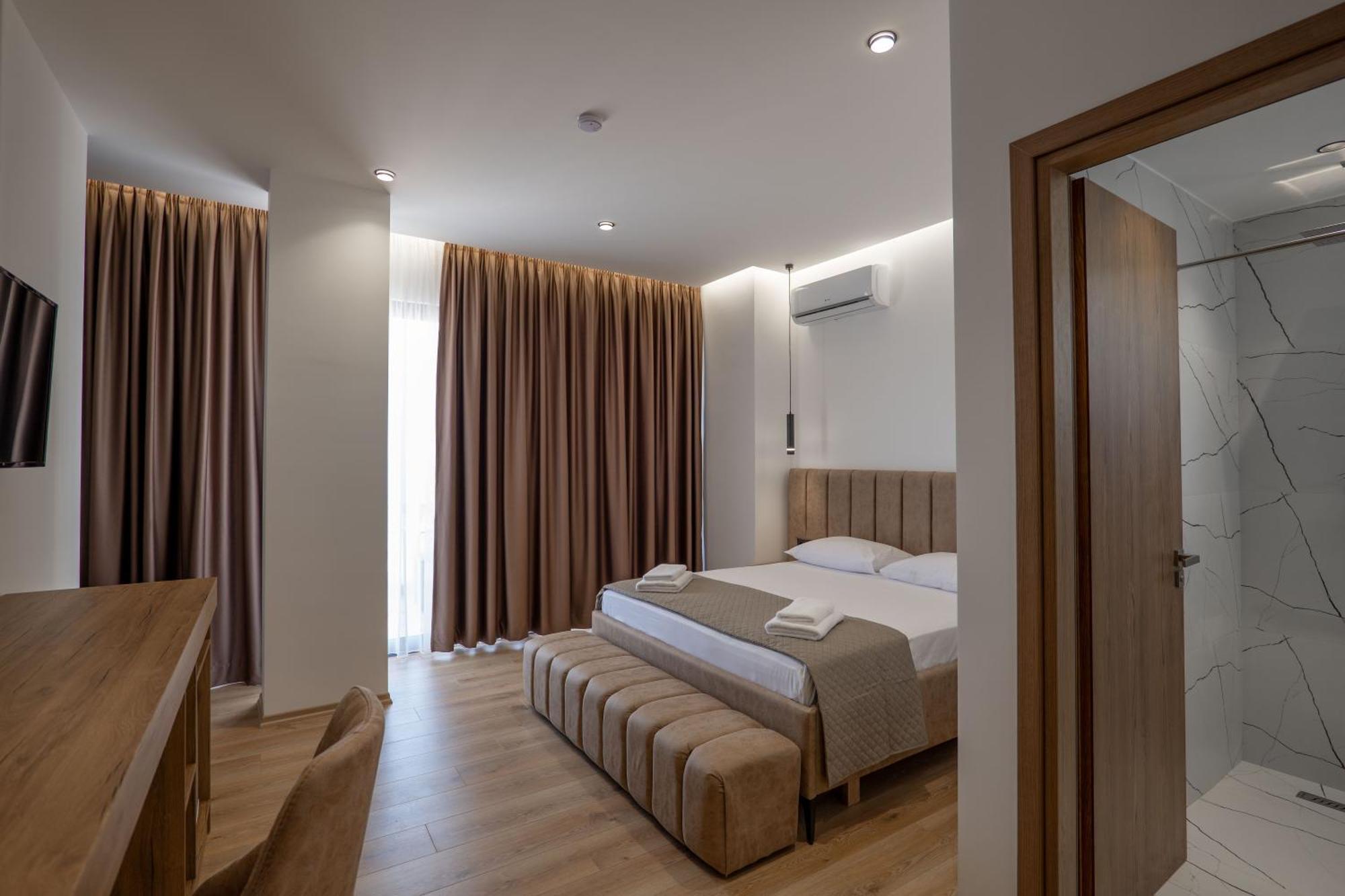 Keos Hotel Sarande Ngoại thất bức ảnh