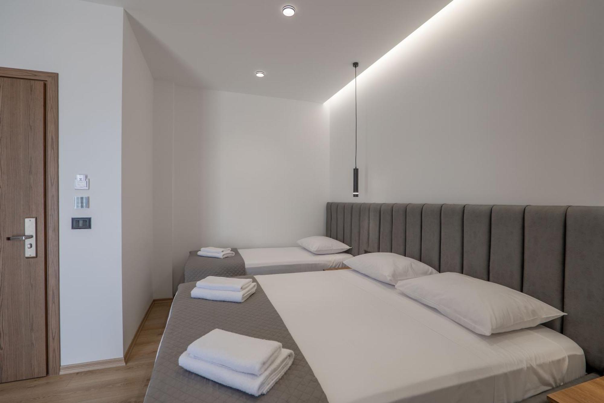 Keos Hotel Sarande Ngoại thất bức ảnh