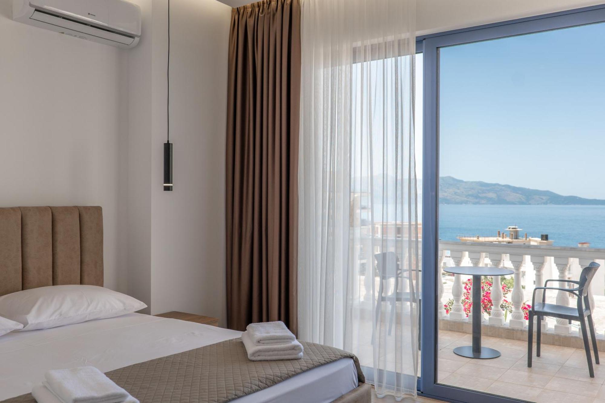 Keos Hotel Sarande Ngoại thất bức ảnh