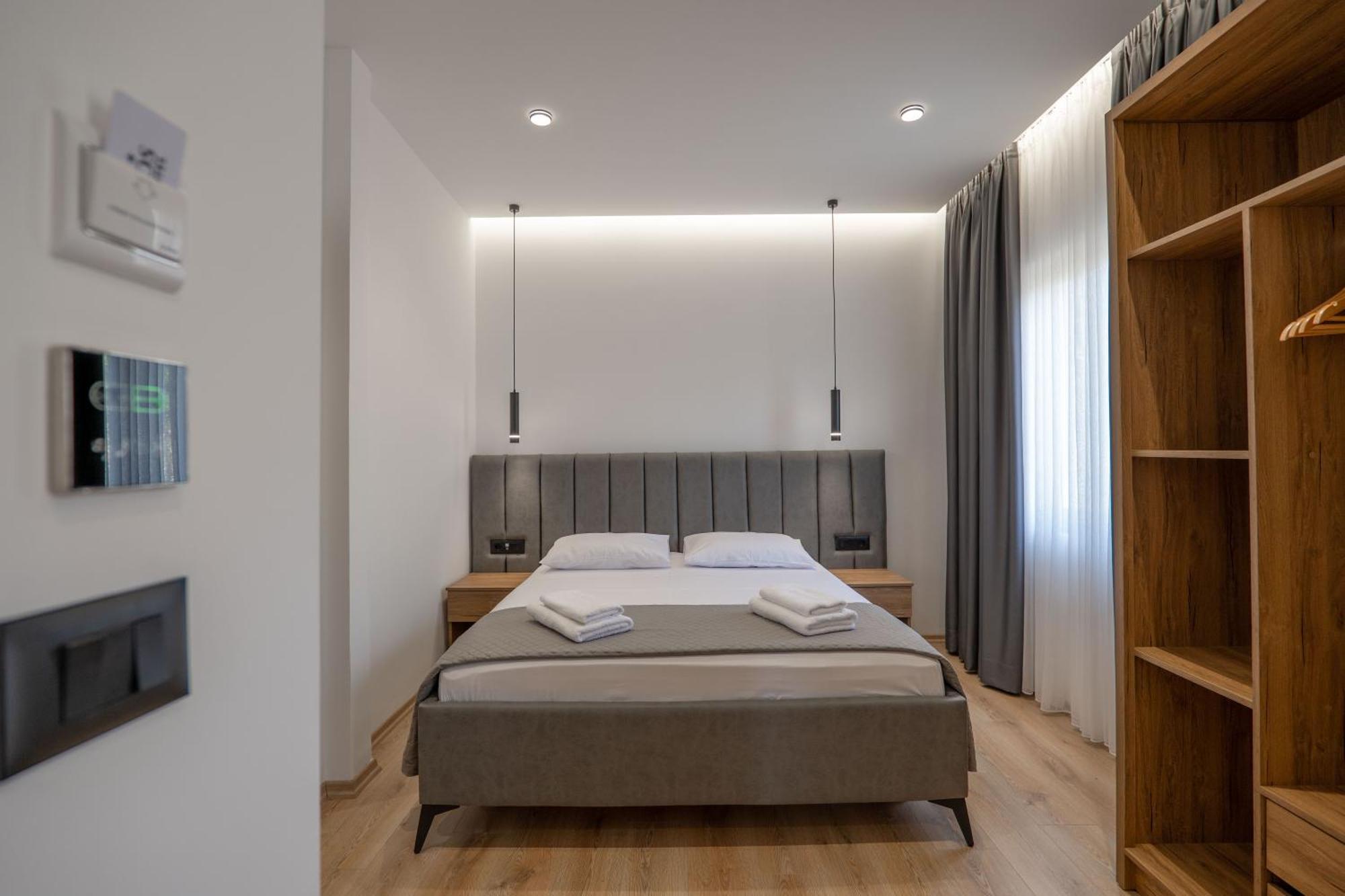 Keos Hotel Sarande Ngoại thất bức ảnh